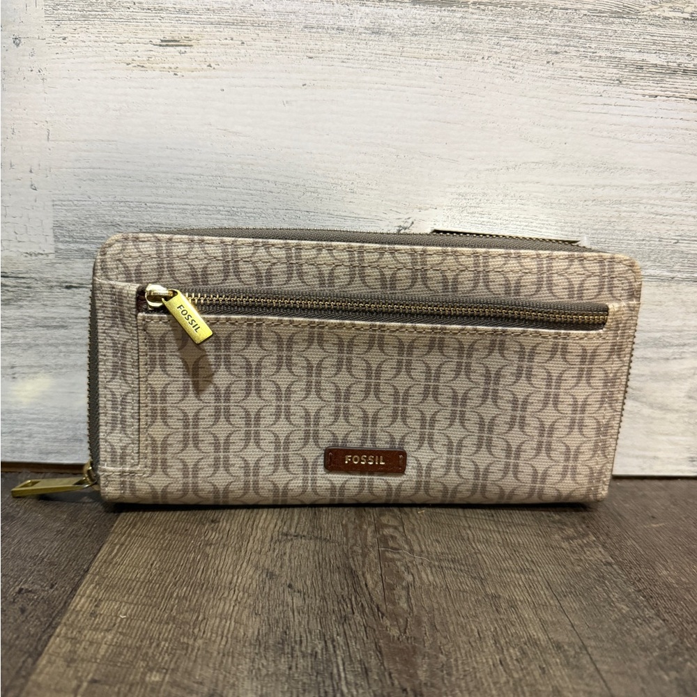 Fossil Brown/Beige and Cream Wallet